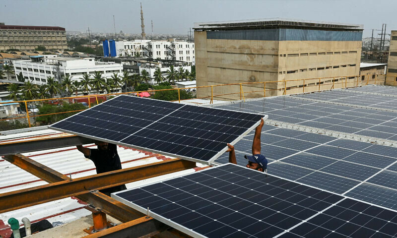 Roof-Mounted Solar Panel Systems: Mounting Methods Explained