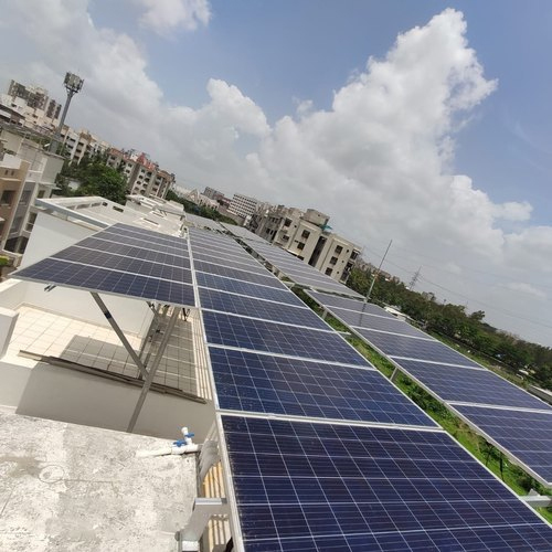 Rooftop solar power system installation